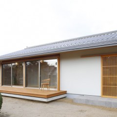 しまねの木の家 伸びやかに暮らす平屋の小さな住まい